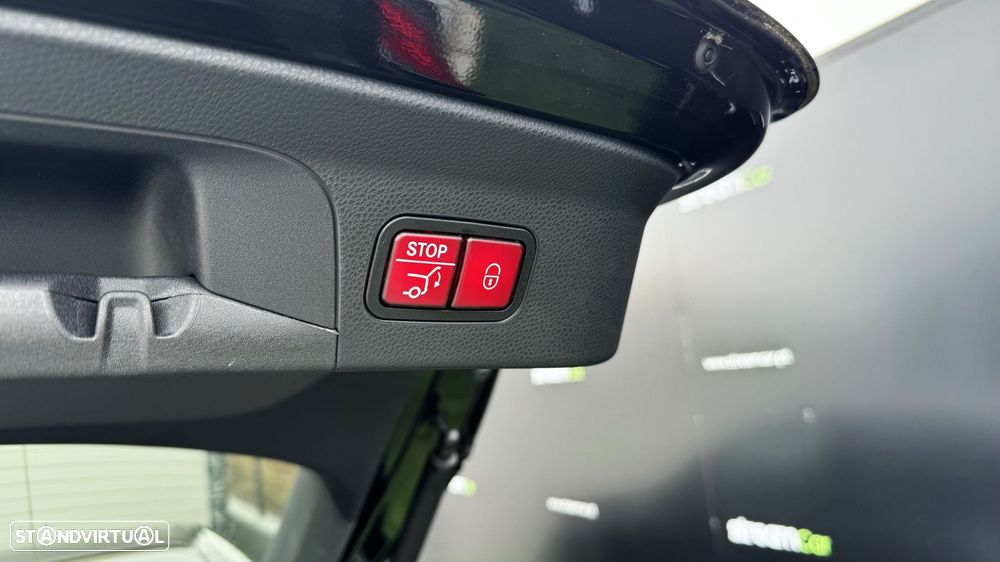 Mercedes-Benz GLC 300 de Coupe 4Matic 9G-TRONIC AMG Line Plus - 41