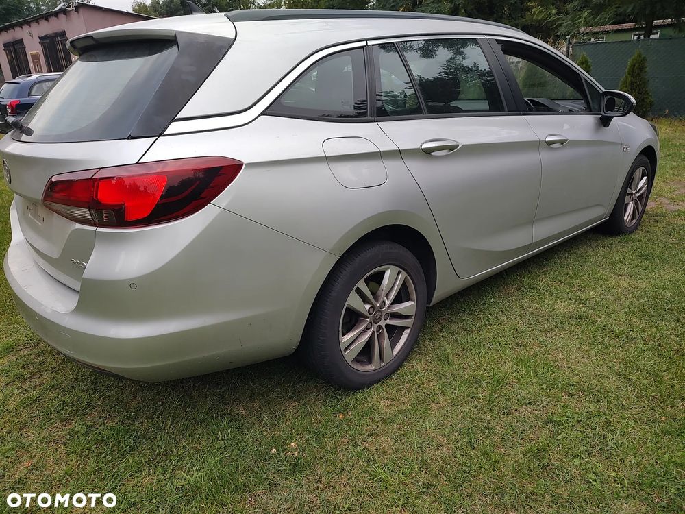 Opel Astra - 6