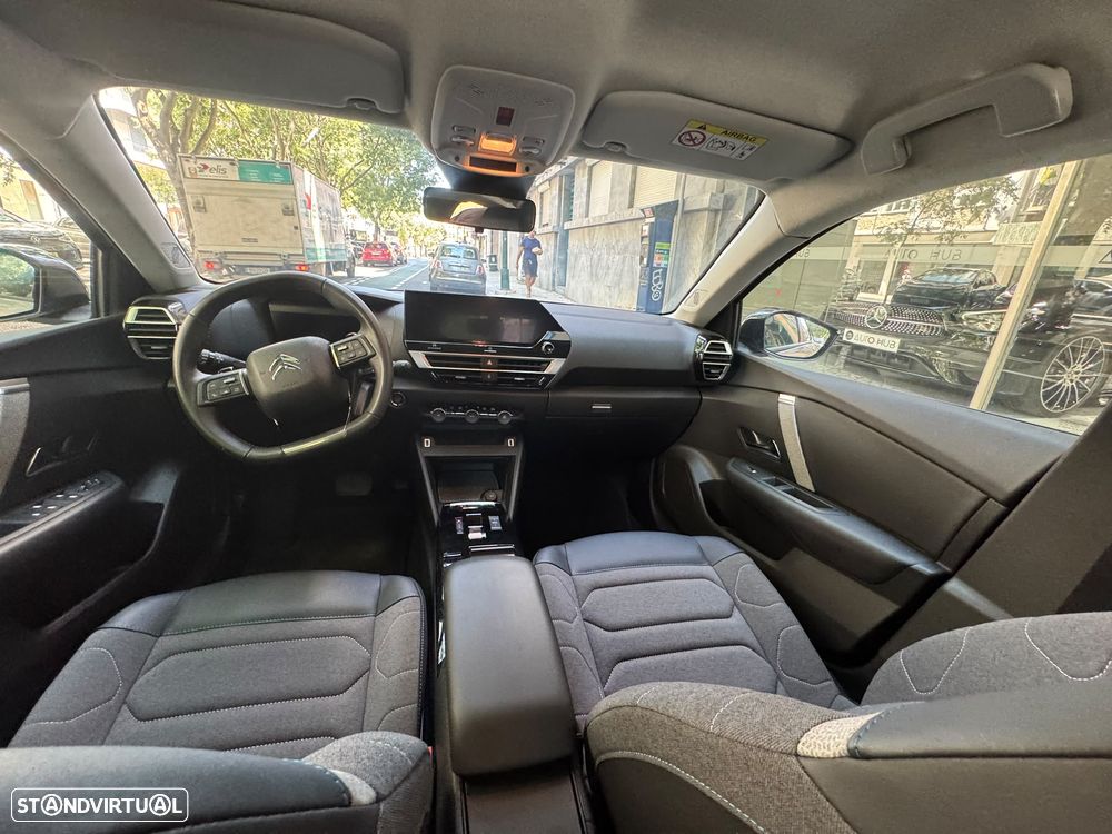 Citroën C4 X 1.2 PureTech Max EAT8 - 24