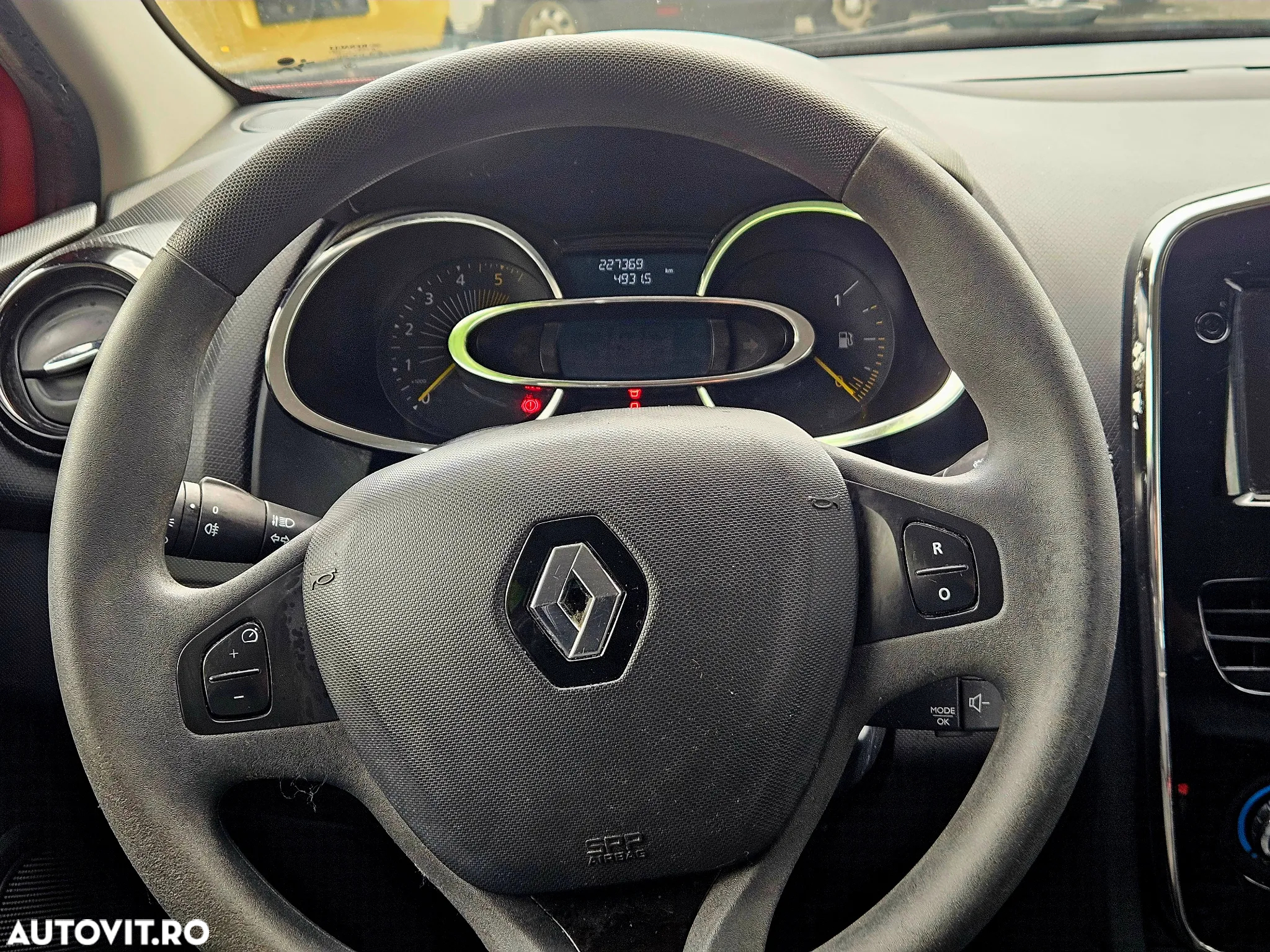 Renault Clio Grandtour Energy dCi 90 Start & Stop Intens - 17
