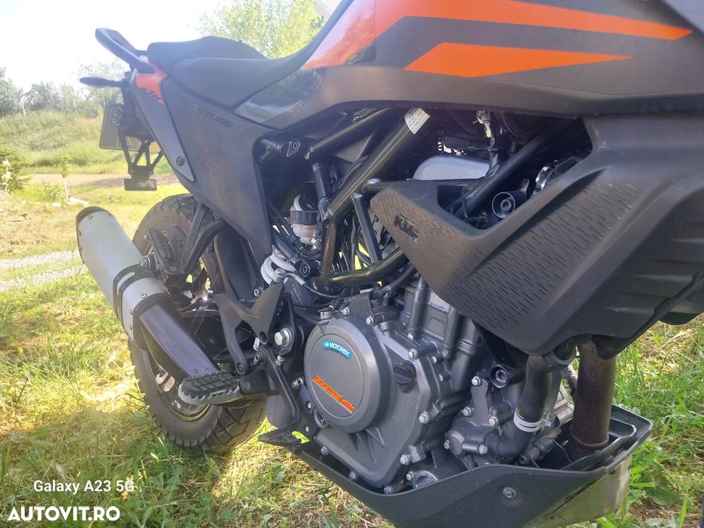 KTM 390 Adventure - 32