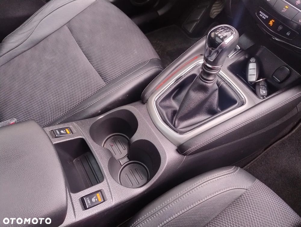 Nissan Qashqai 1.2 DIG-T 360 - 15