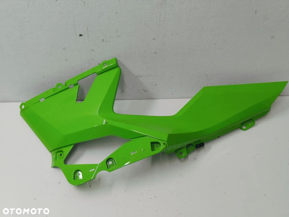Owiewka Boczna Dolna Prawa Kawasaki Ninja 400 - 1