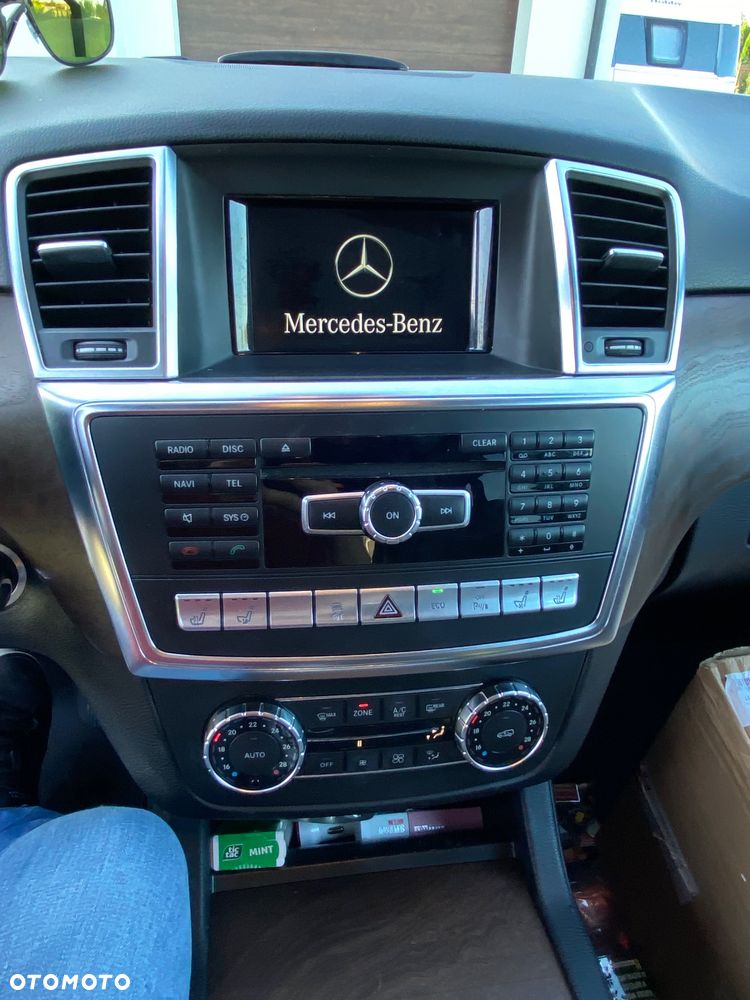 Mercedes-Benz ML - 10
