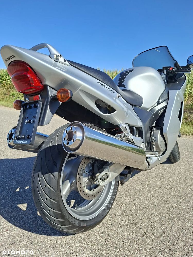 Honda CBR - 7