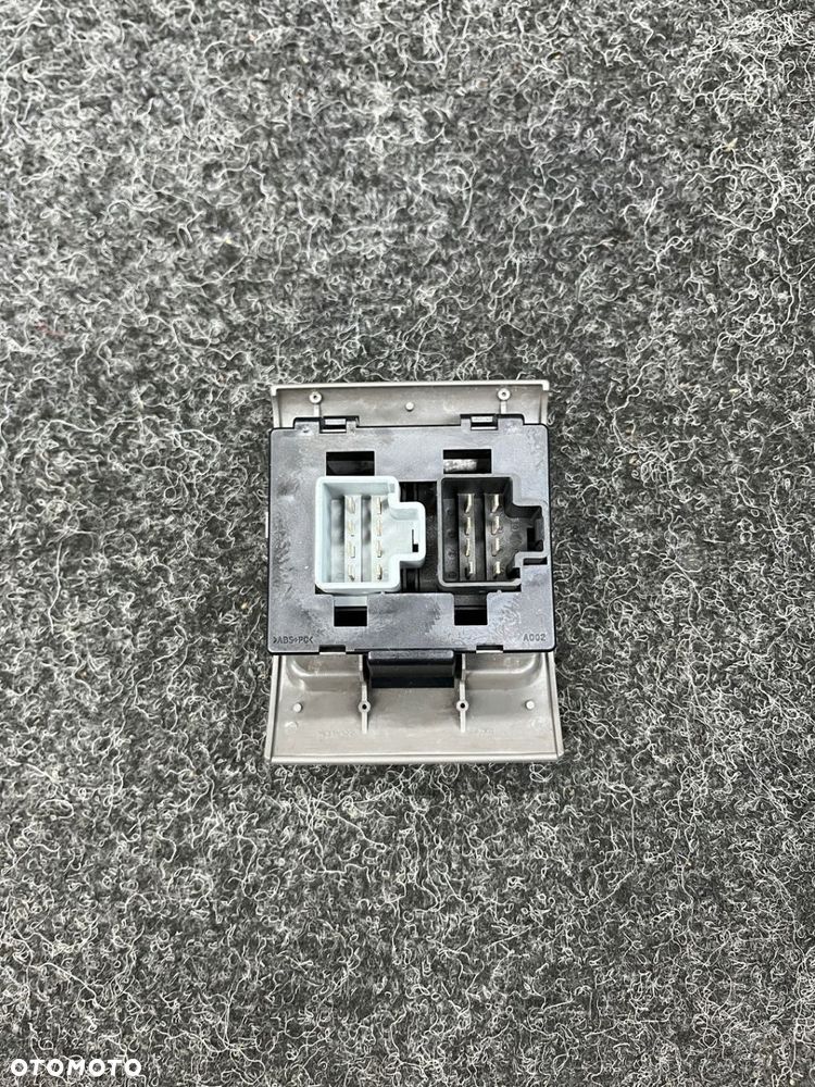 Panel przełącznik szyb chrysler pt cruiser 74677922 - 7