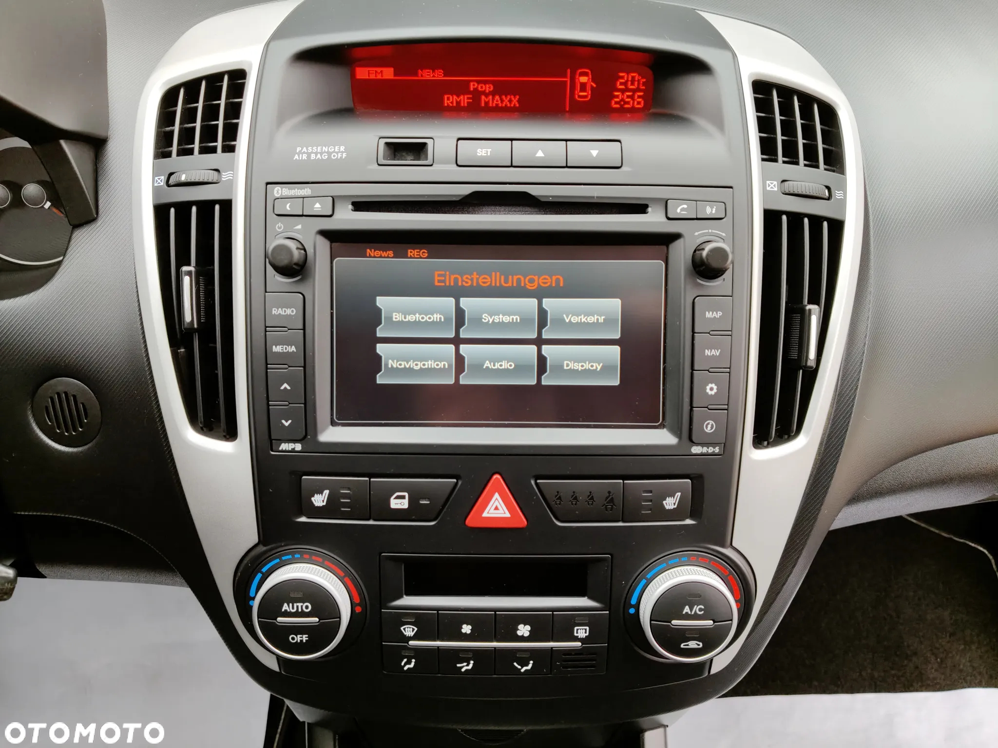 Kia Ceed 1.6 CVVT SW Spirit - 13