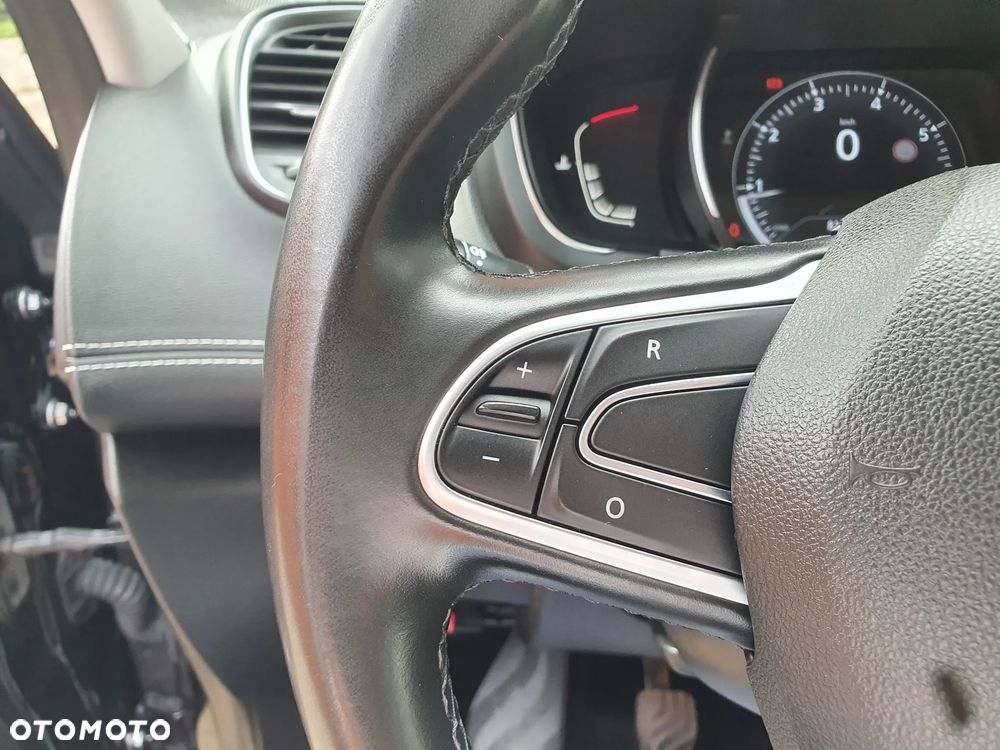 Renault Scenic ENERGY TCe 140 BOSE EDITION - 22