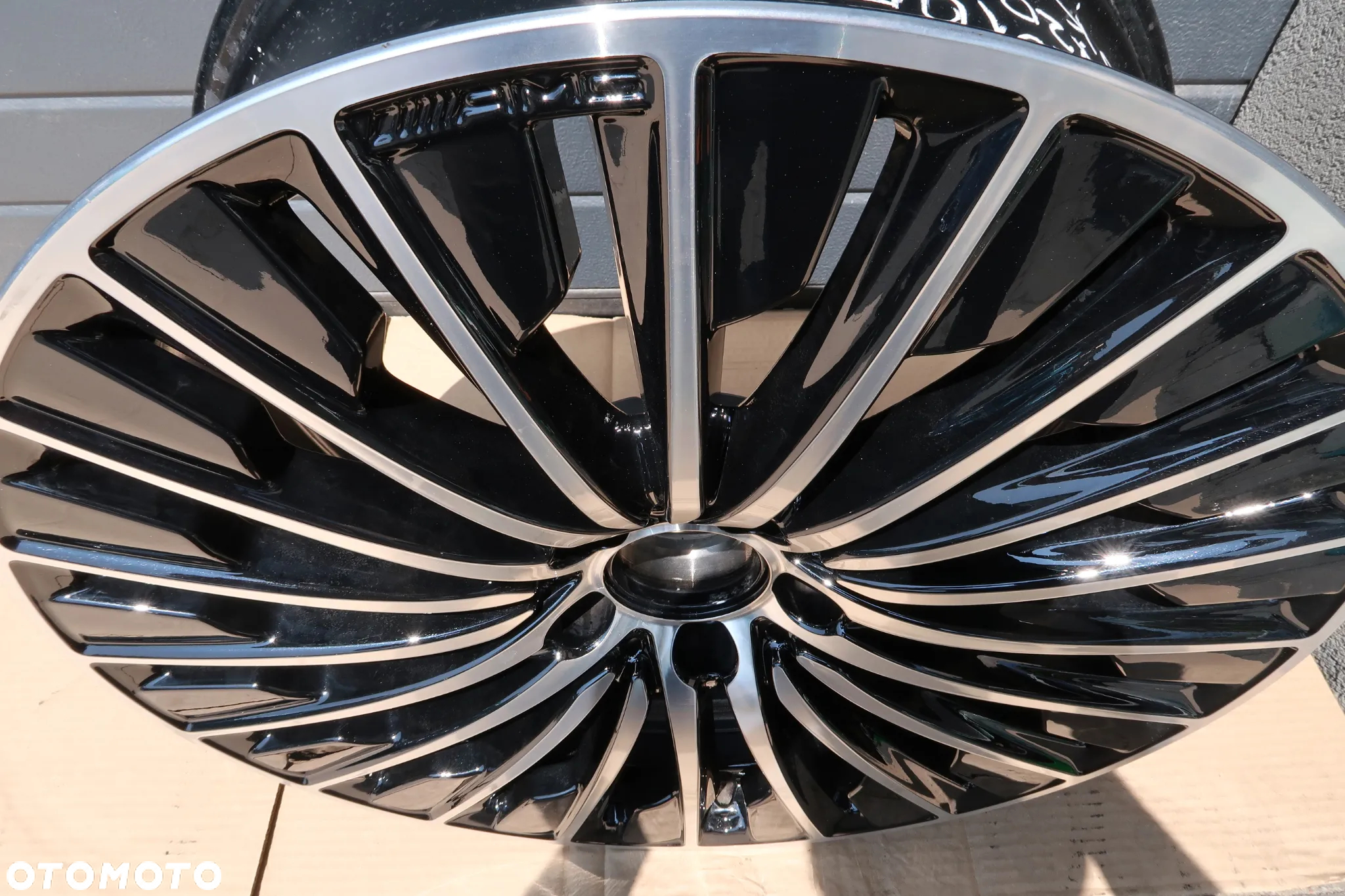 c19 Felga Mercedes E klasa Idealna A2144010500 8,5x20et35,5 - 4