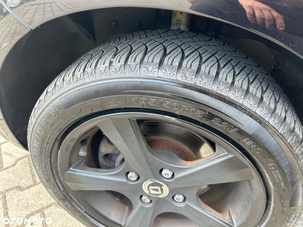 Ford Fiesta 1.4 Ghia - 28