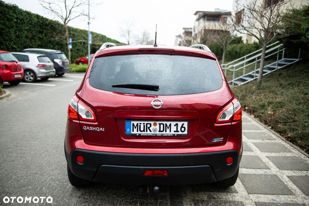 Nissan Qashqai 2.0 dCi 4 x 4 DPF tekna - 5