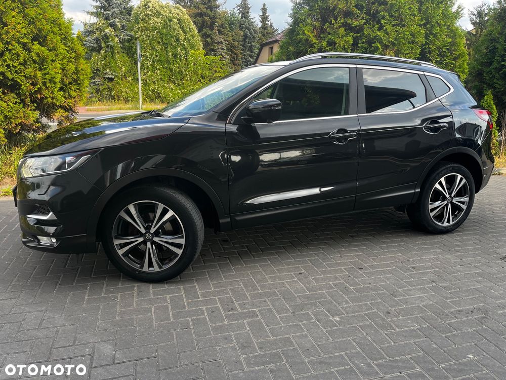 Nissan Qashqai 1.2 DIG-T TEKNA+ - 4