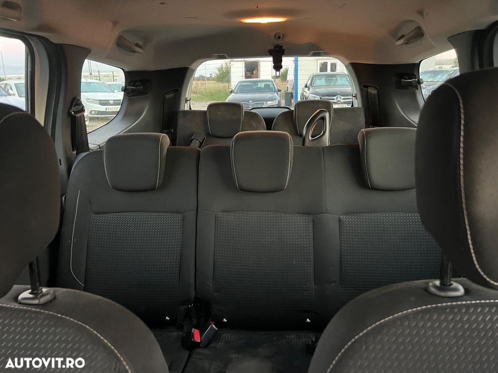 Dacia Lodgy 1.5 Blue dCi Laureate - 6