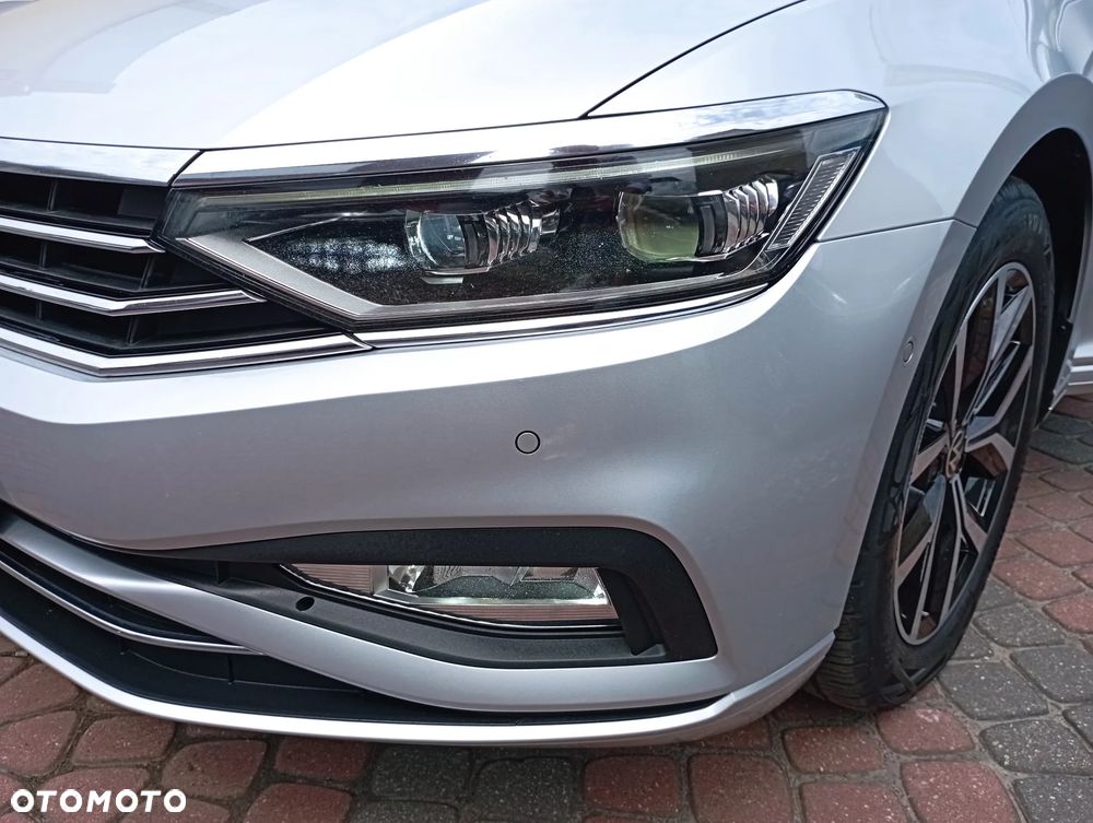 Volkswagen Passat Variant 2.0 TDI EVO Business DSG - 31