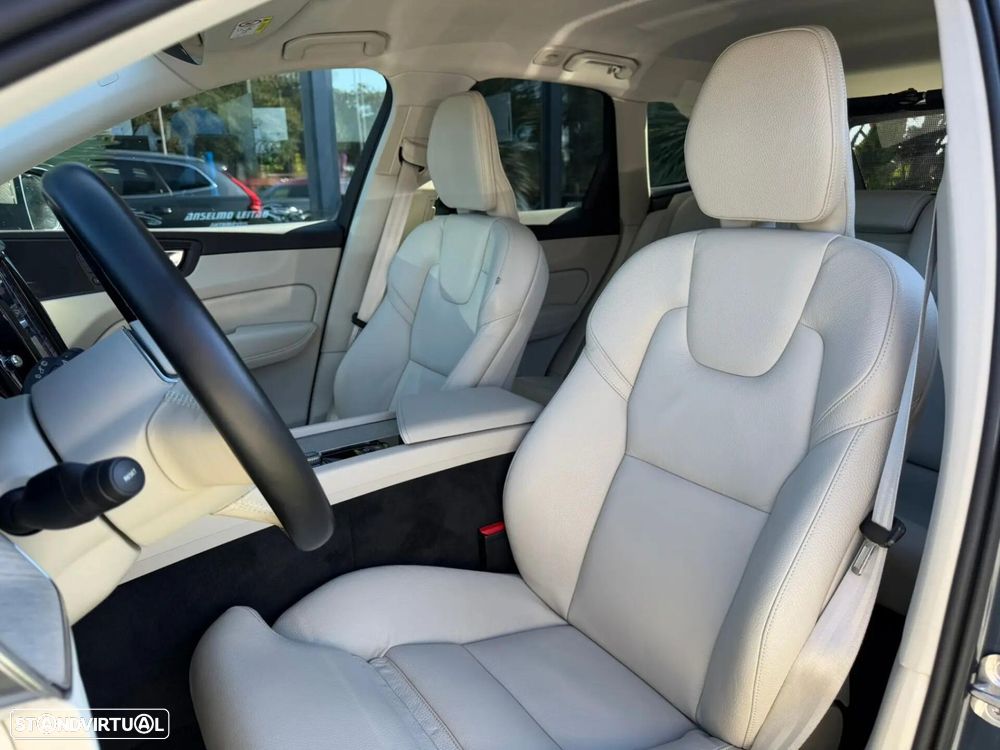Volvo XC 60 2.0 B4 Plus Bright - 16