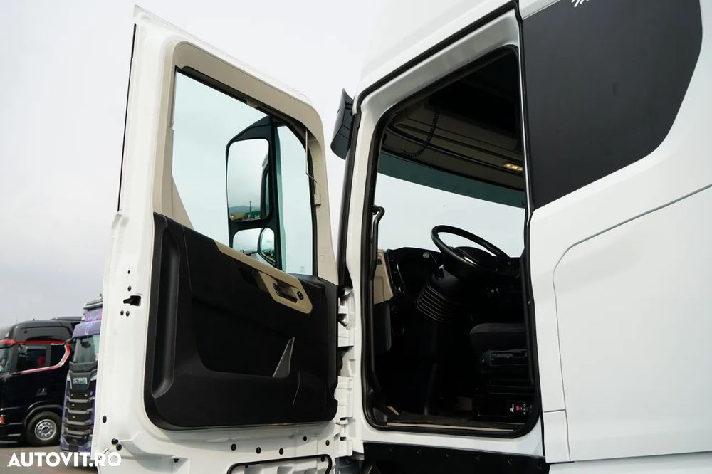 Ford F-MAX 500 / EURO 6 - 21