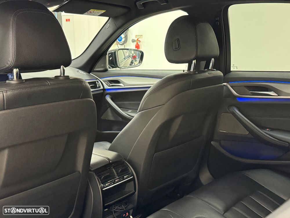 BMW 530 e Pack Desportivo M - 52