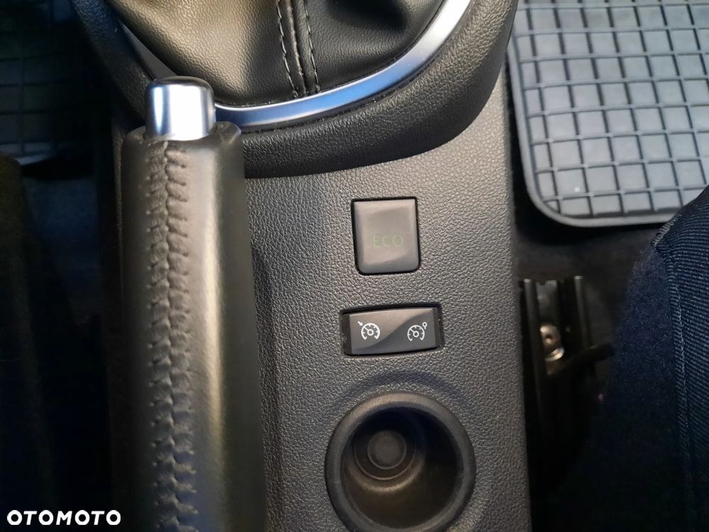 Renault Captur TCe 150 GPF INTENS - 28