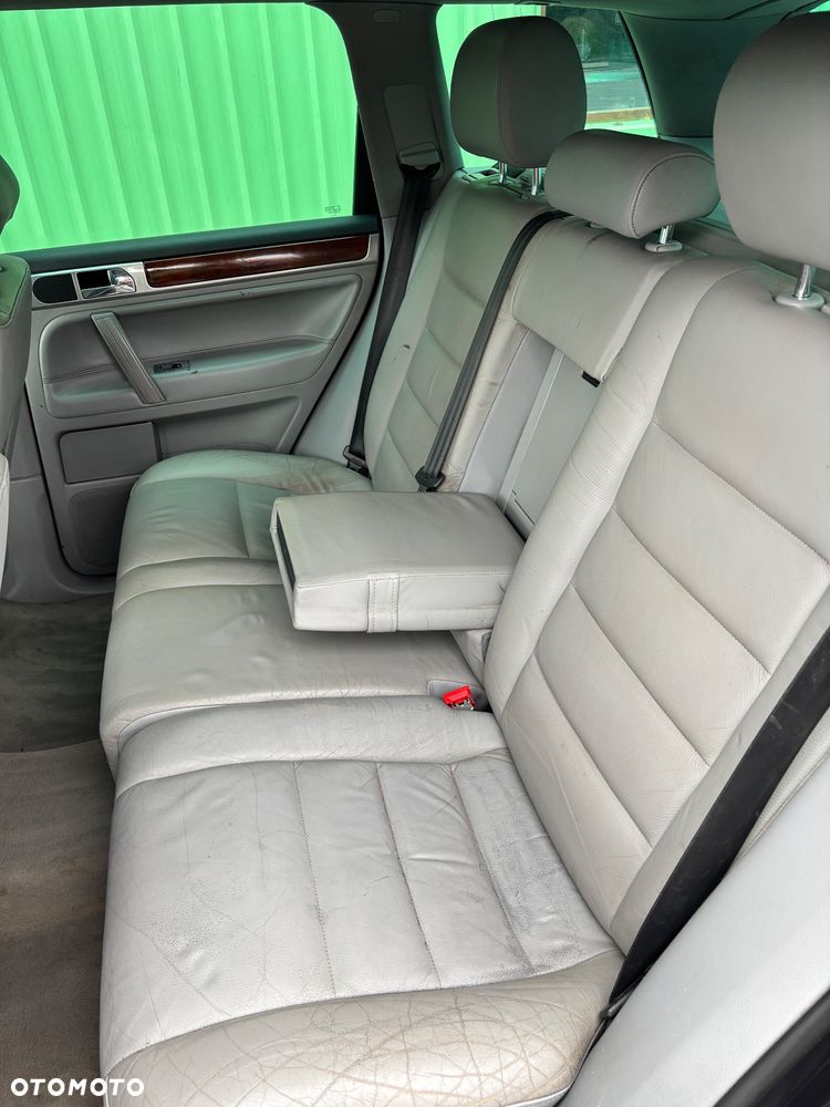 Volkswagen Touareg 2.5 R5 TDI DPF Tiptr - 8