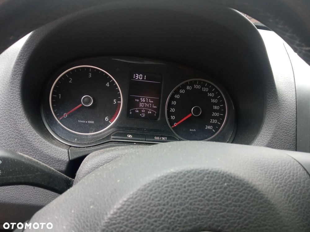 Volkswagen Amarok - 14