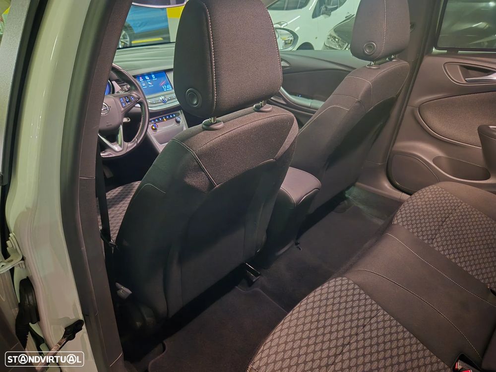 Opel Astra 1.0 Turbo S&S Dynamic - 25