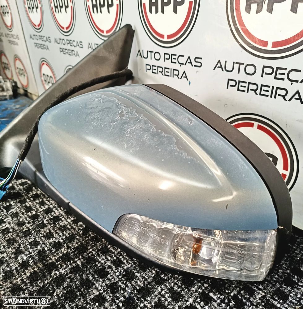 Espelho esquerdo Volvo V50 de 2008, 8 fios . - 2