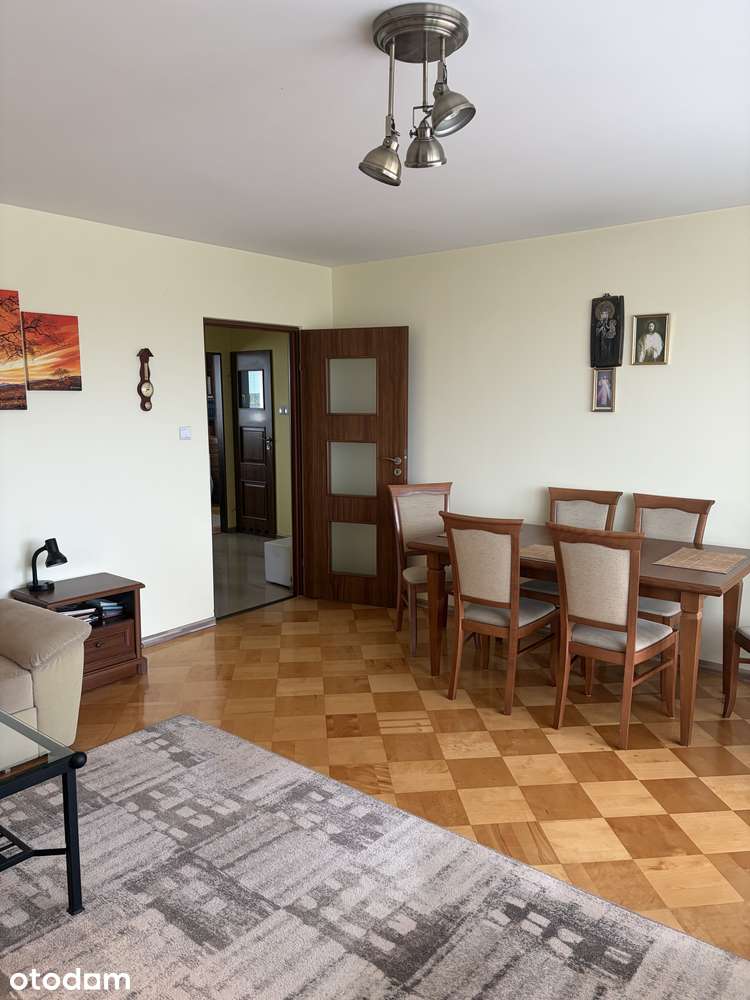 Mieszkanie 3-pokojowe z balkonem i windą