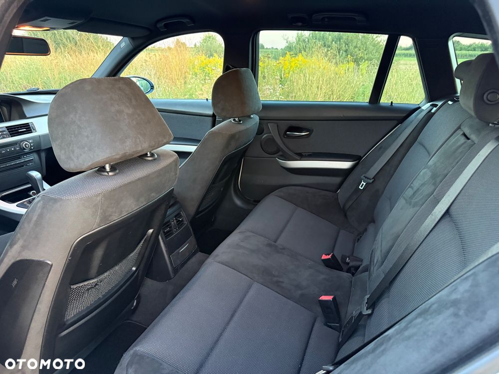 BMW Seria 3 320d DPF - 13