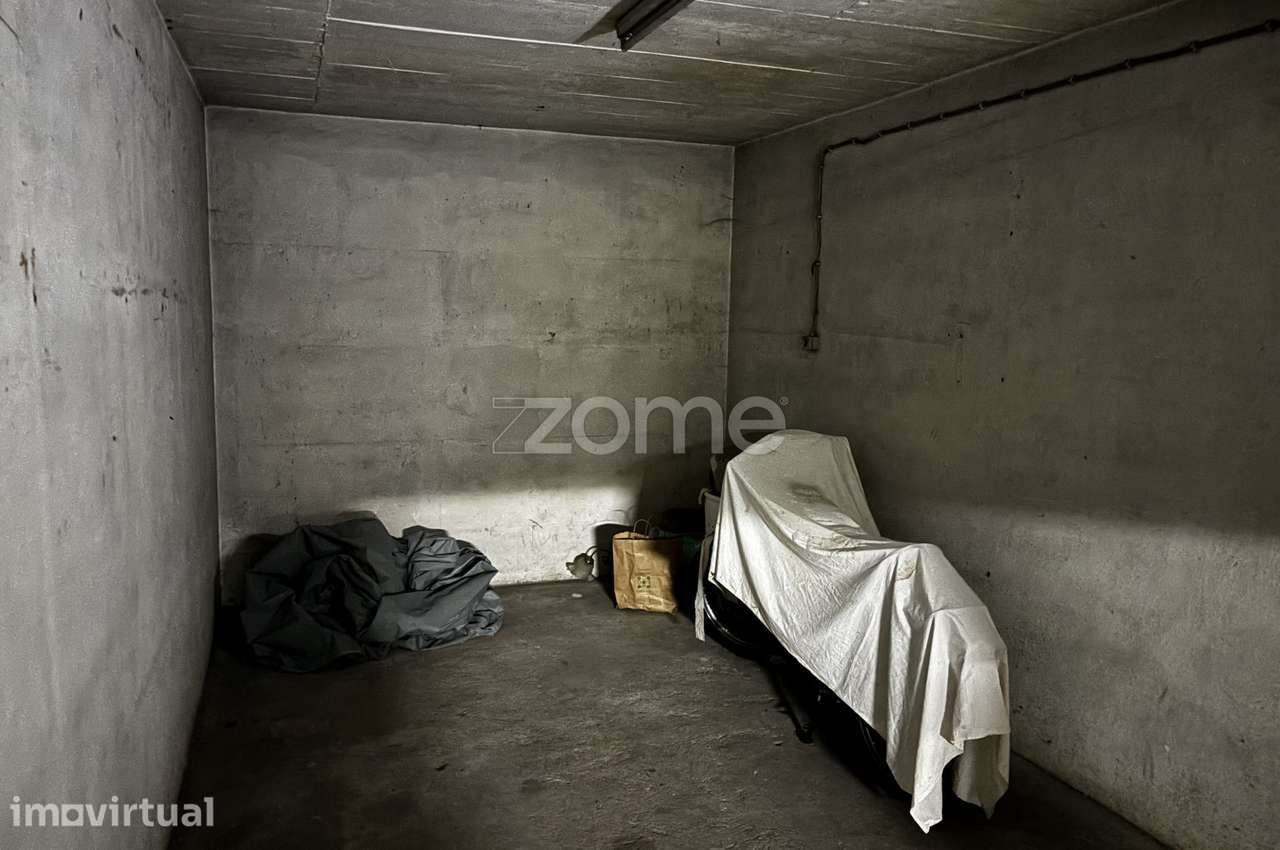 Garagem Fechada para 2 Carros no Centro da Figueira da Foz - Grande imagem: 4/17