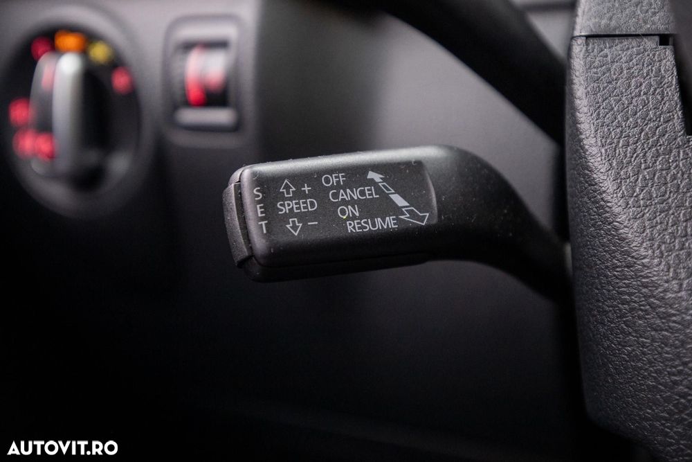 Volkswagen Tiguan 2.0 TDI 4Motion DSG BMT Sport & Style - 18