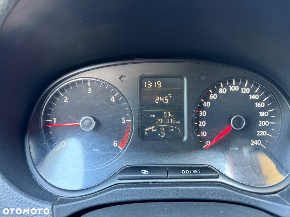Volkswagen Amarok Double Cab 2.0 TDi Trendline - 13
