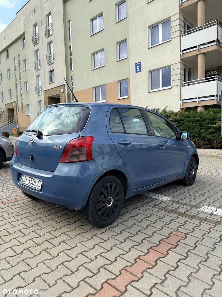 Toyota Yaris 1.3 Luna A/C - 6