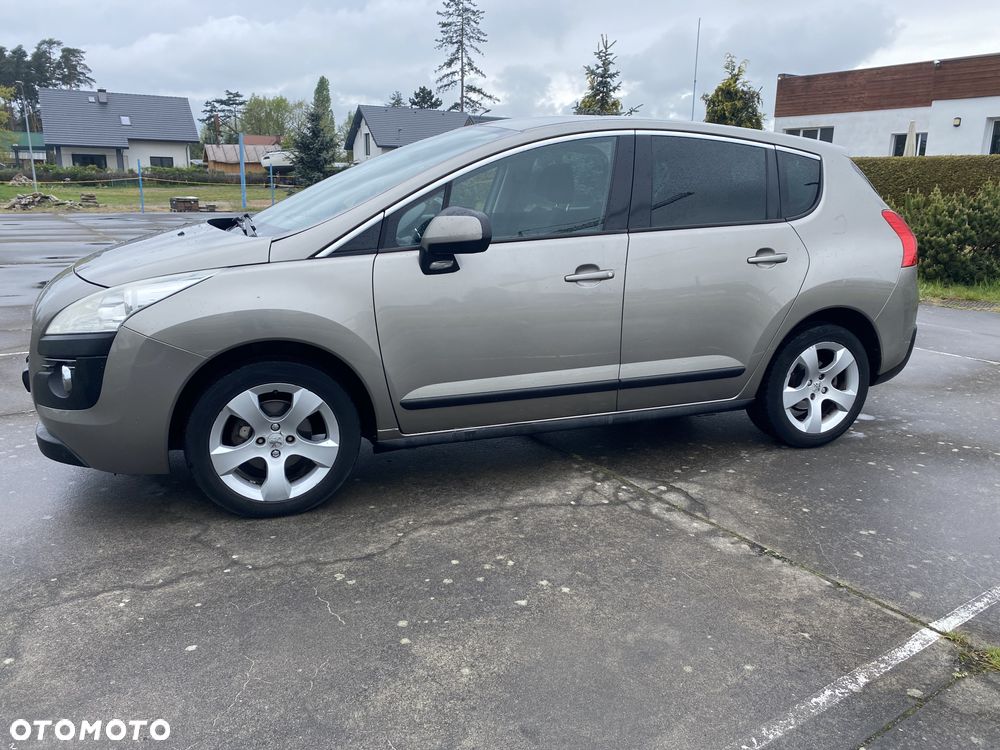 Peugeot 3008 HDi FAP 110 Family - 4