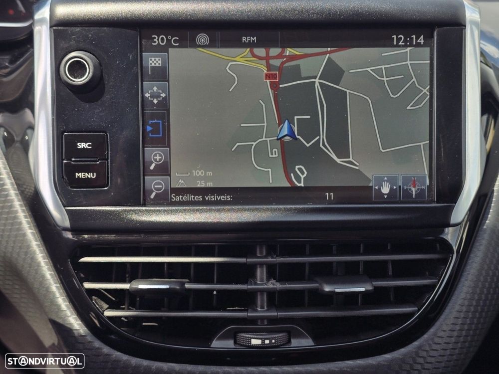 Peugeot 2008 1.2 PureTech Allure - 24