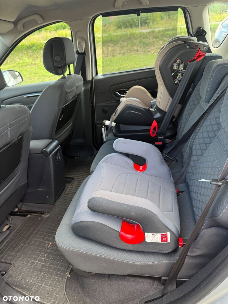 Renault Scenic 1.9 dCi Privilege - 7