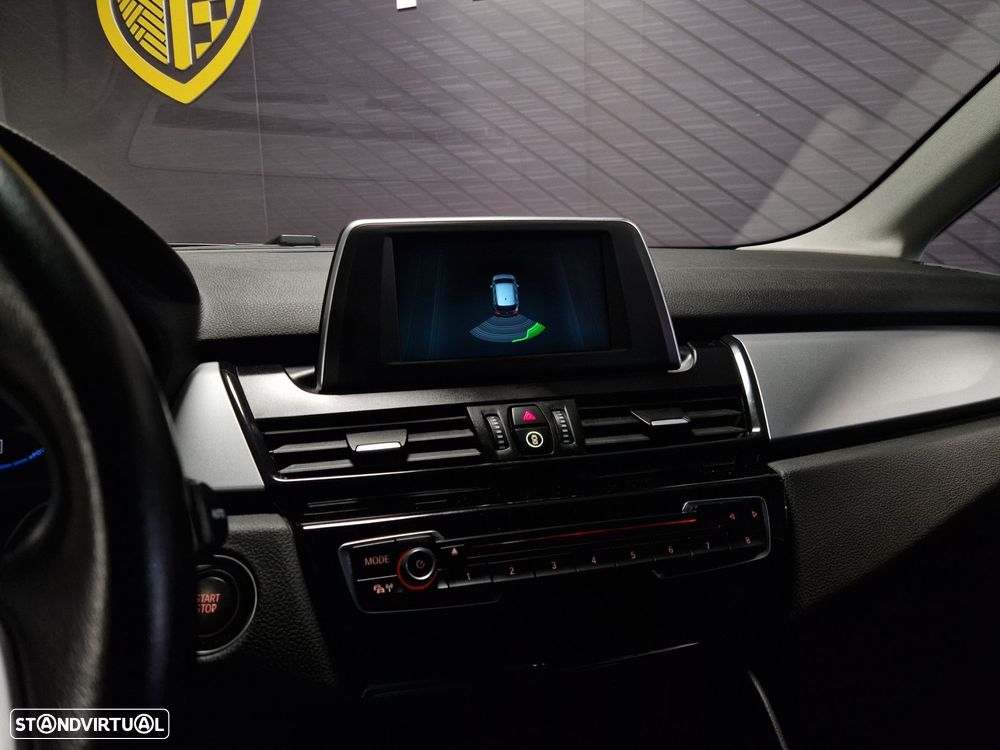 BMW 225xe Active Tourer Advantage - 14