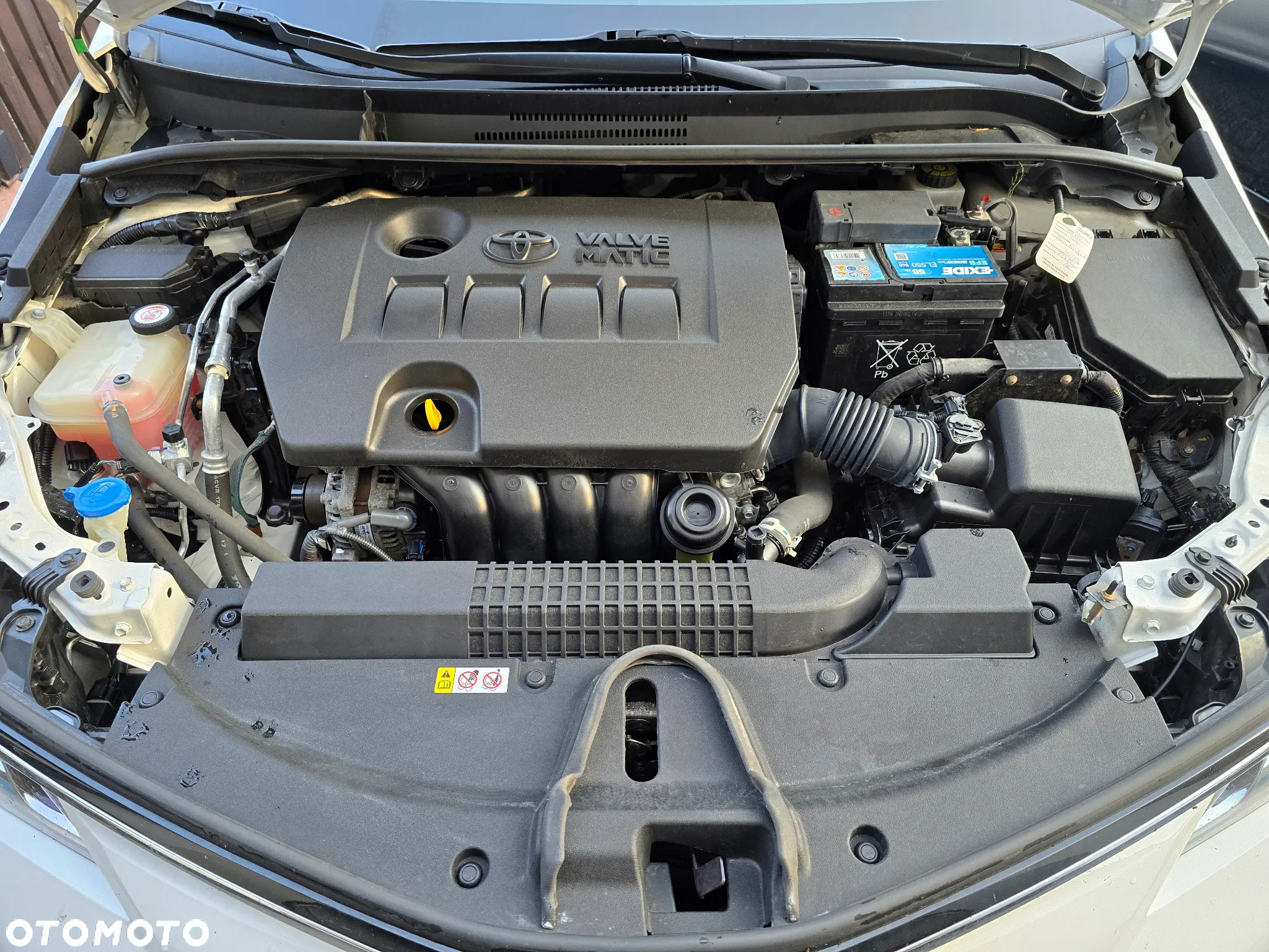 Toyota Corolla 1.6 Comfort - 11