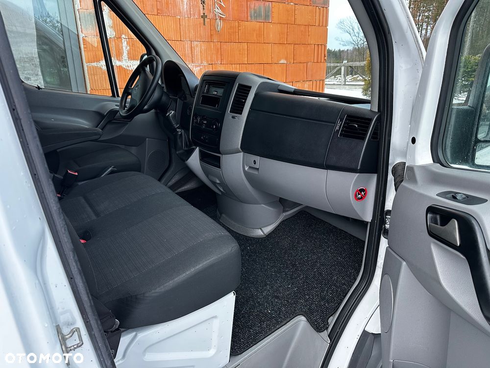 Mercedes-Benz Sprinter - 8