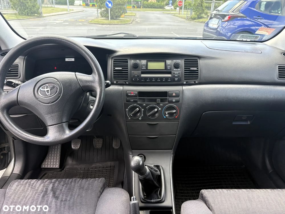 Toyota Corolla 1.4 VVT-i Terra Polaris - 10