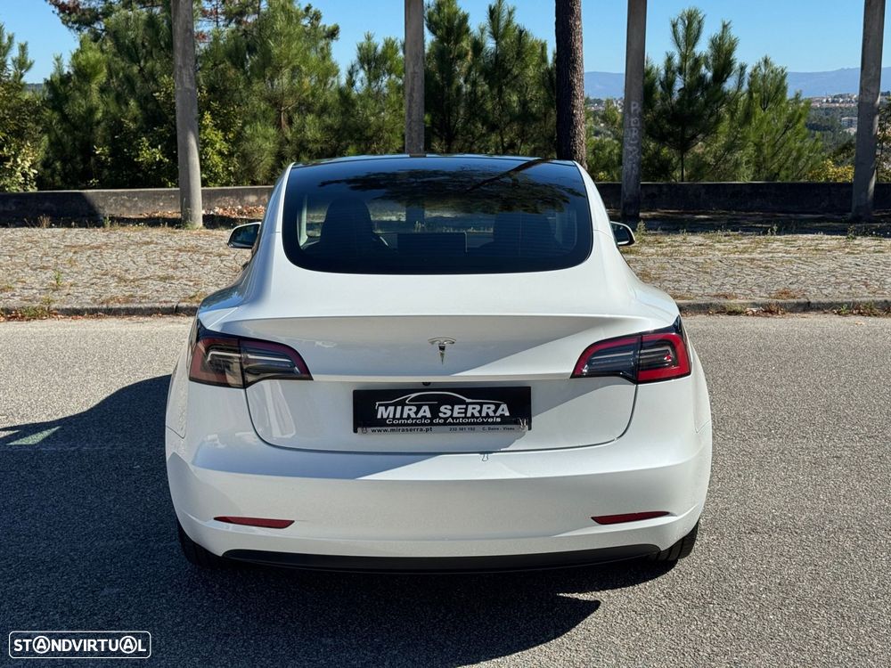 Tesla Model 3 Long Range Tração Traseira - 13