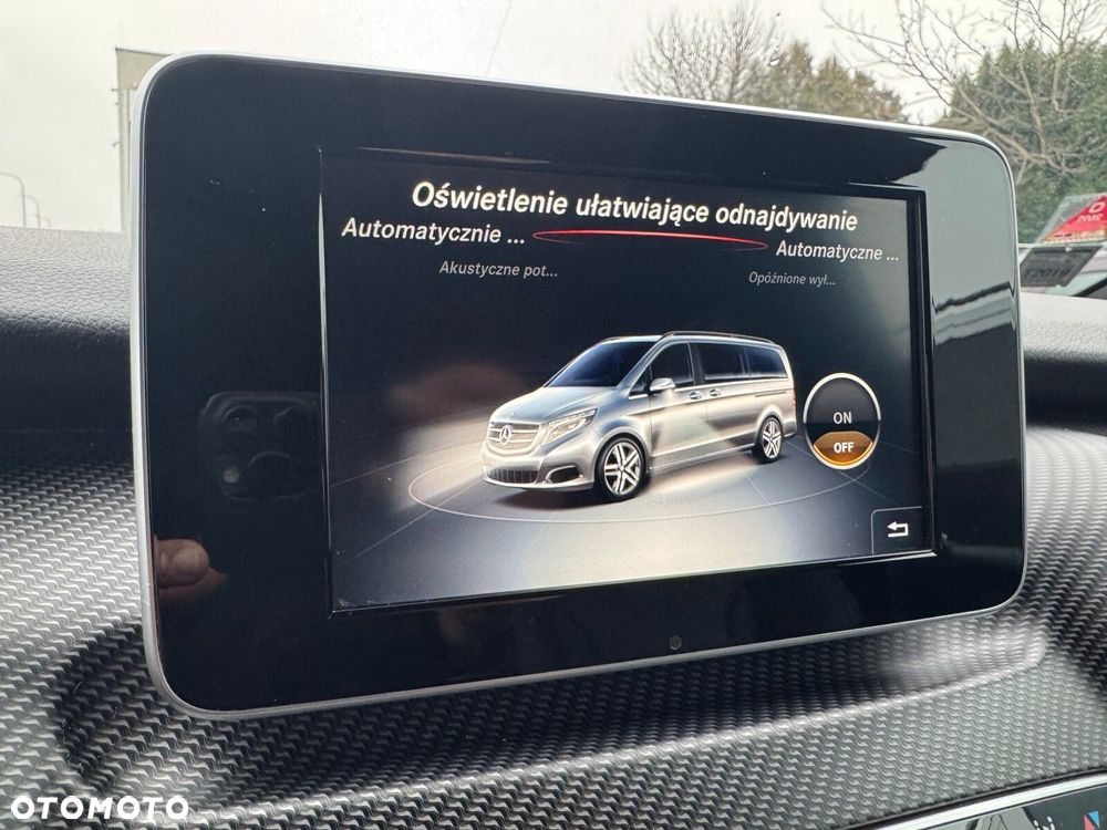 Mercedes-Benz Klasa V - 32