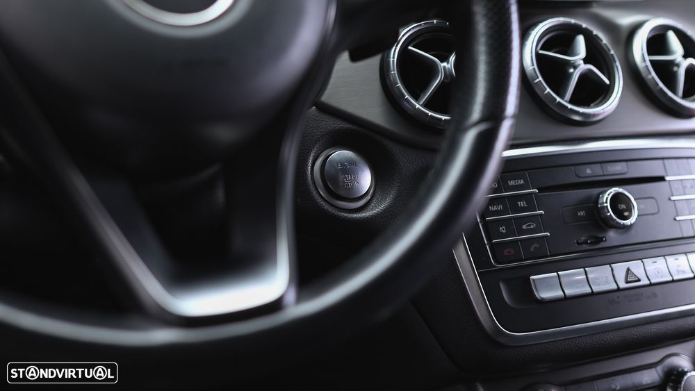 Mercedes-Benz CLA 200 d Shooting Brake Urban Aut. - 52