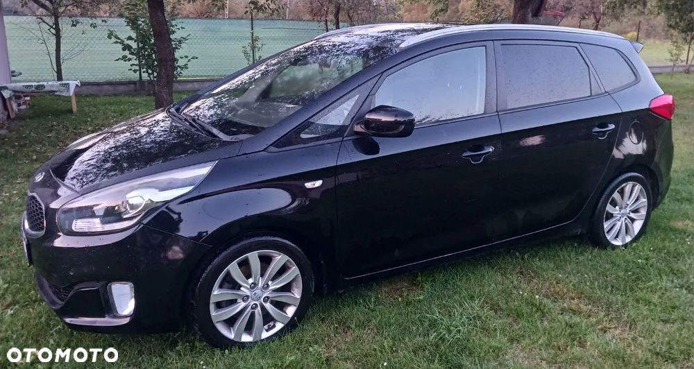 Kia Carens 1.7 CRDi L 7os - 8