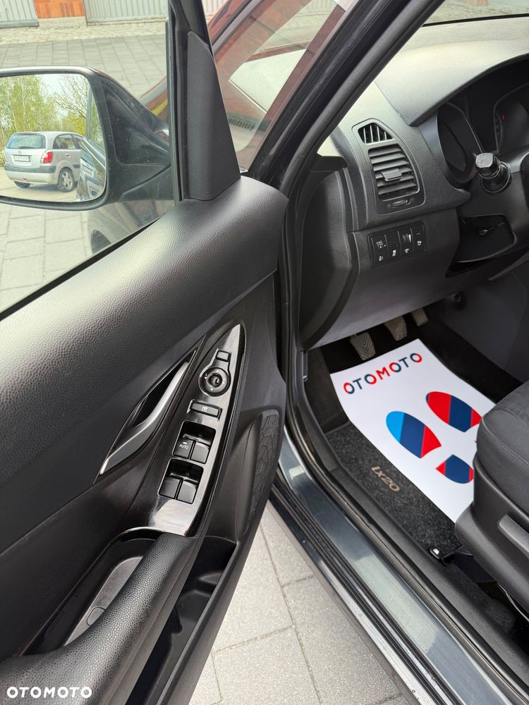 Hyundai ix20 1.4 Classic + - 35