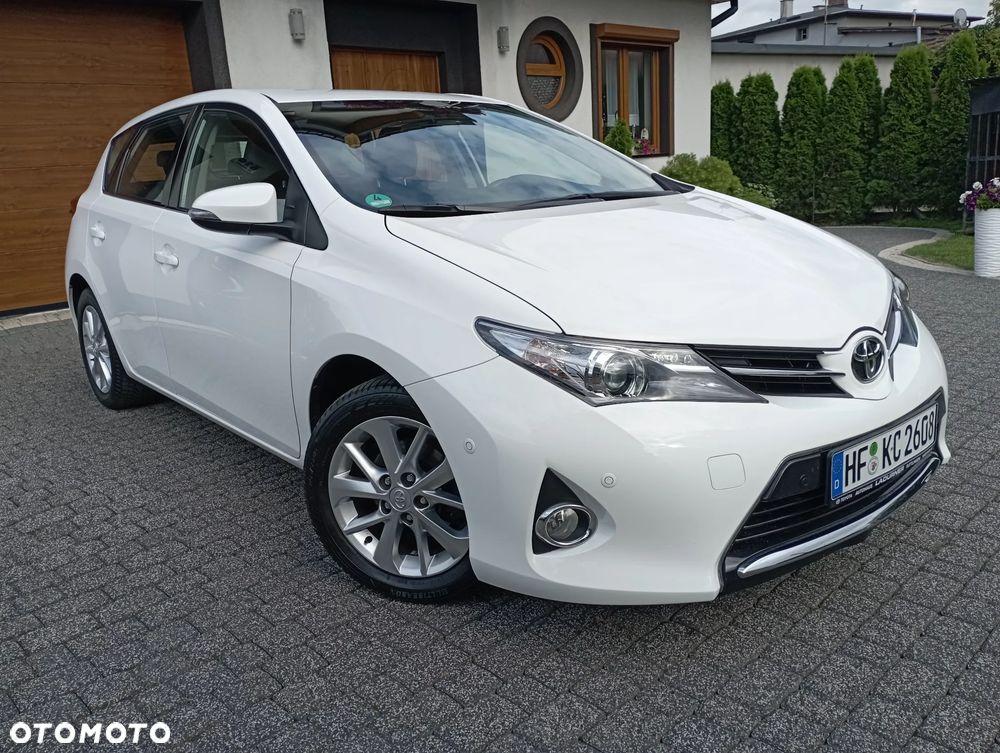 Toyota Auris 1.6 Valvematic START Edition - 6