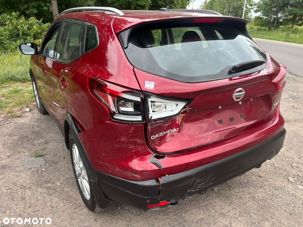 Nissan Qashqai - 12