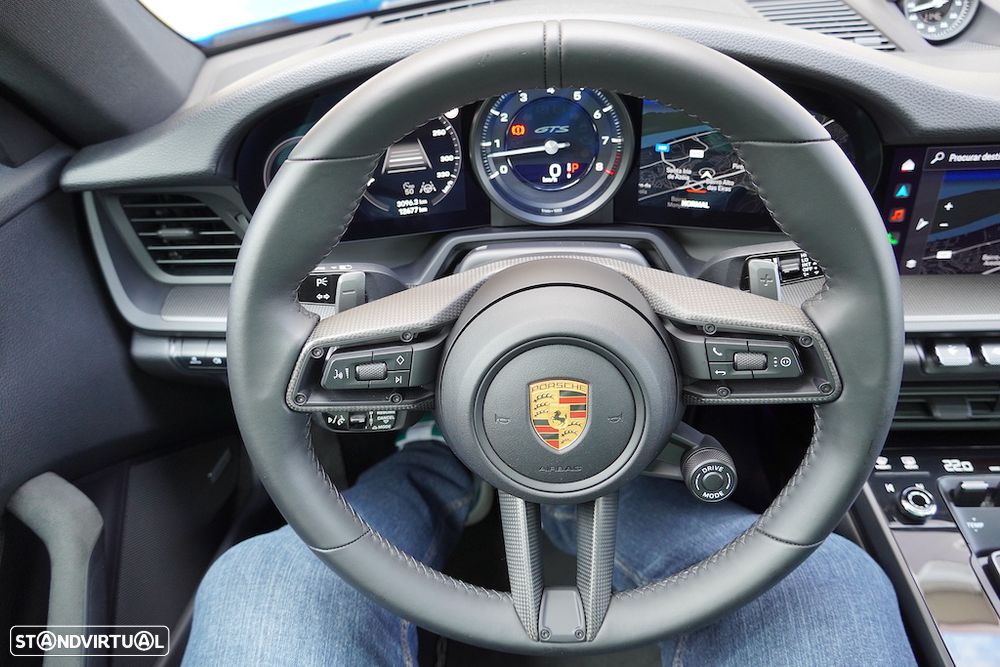 Porsche 911 (992) Carrera 4S PDK - 32