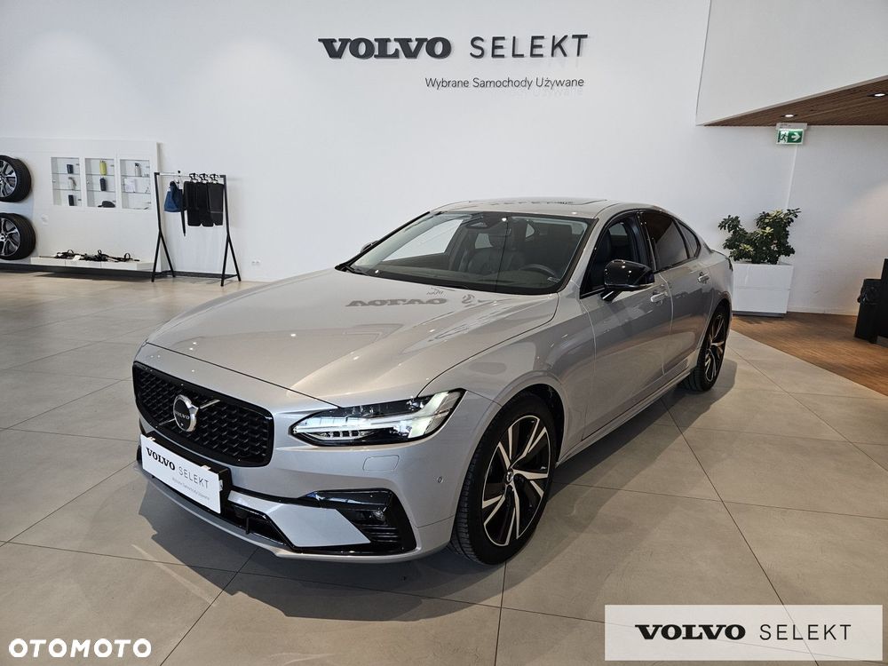 Volvo S90 - 1
