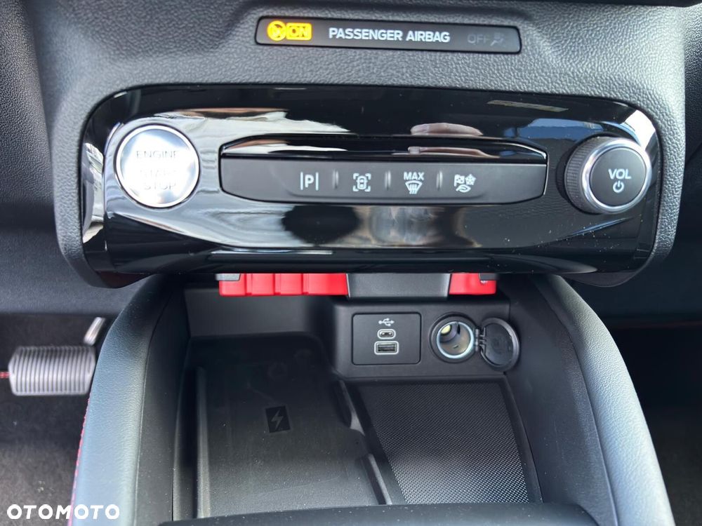 Ford Kuga - 31