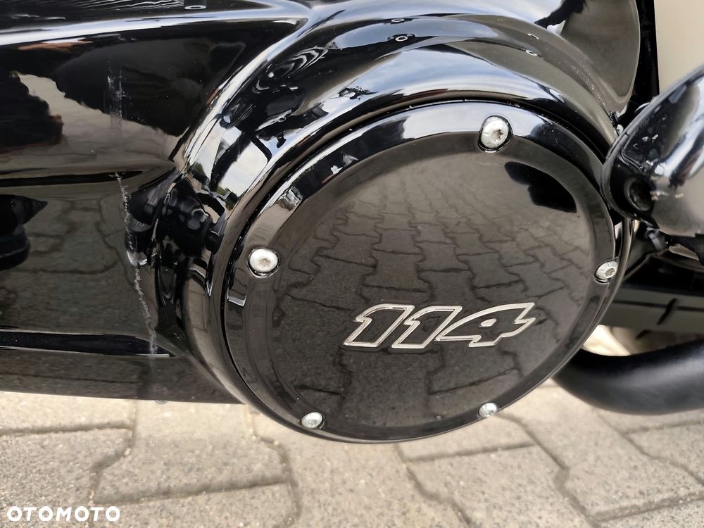 Harley-Davidson Touring Road Glide - 17
